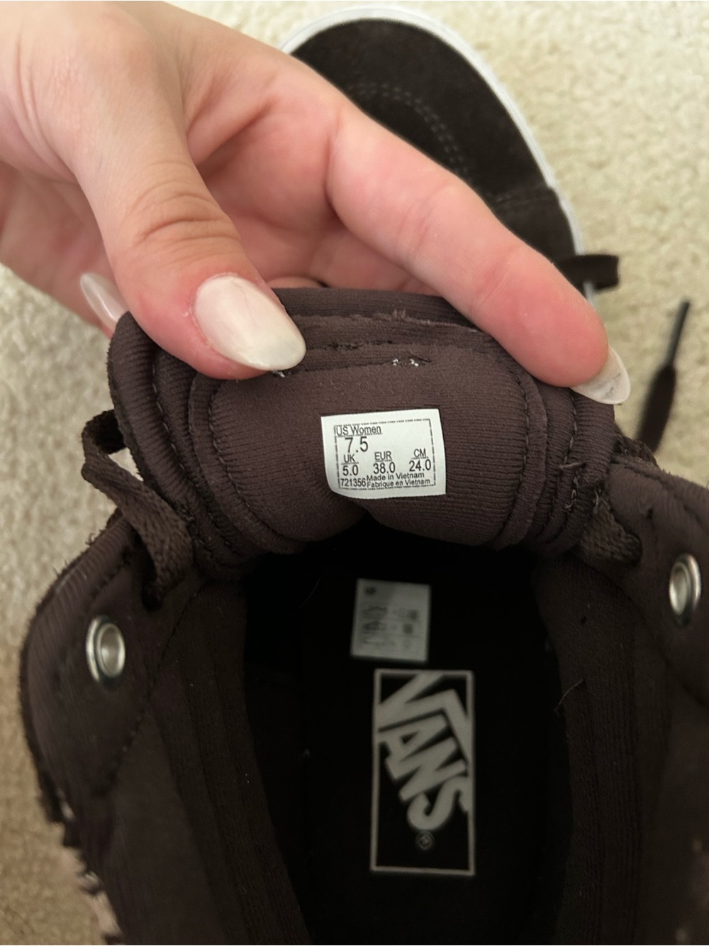 Vans Black White High-Top Skate Sneakers - Picture 4 of 6